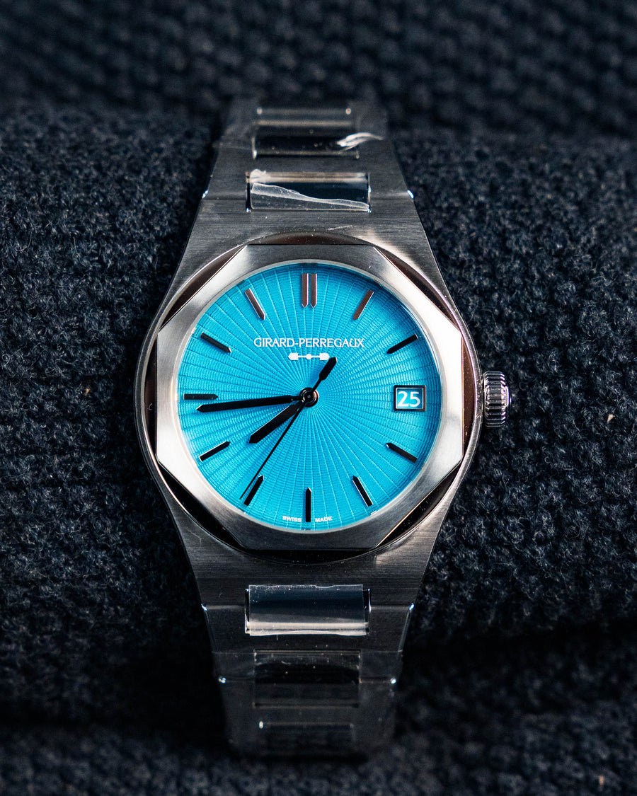 Girard Perregaux Laureato Turquoise Blue 42mm 81010-11-3659