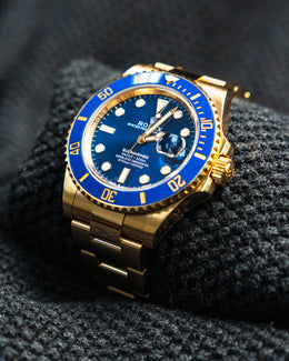 Rolex Submariner Date 18k Yellow Gold Blue Ceramic 40mm 116618LB